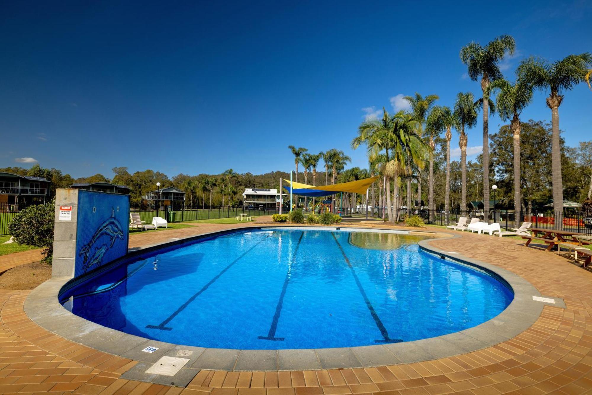 Big4 Nelligen Holiday Park Bagian luar foto