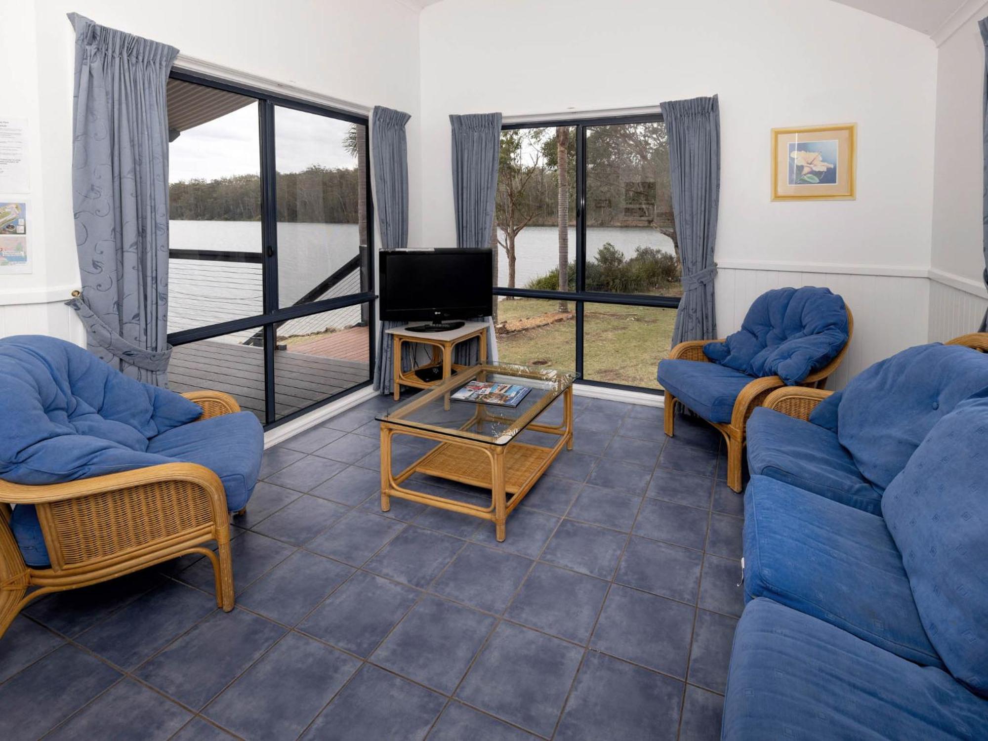 Big4 Nelligen Holiday Park Bagian luar foto